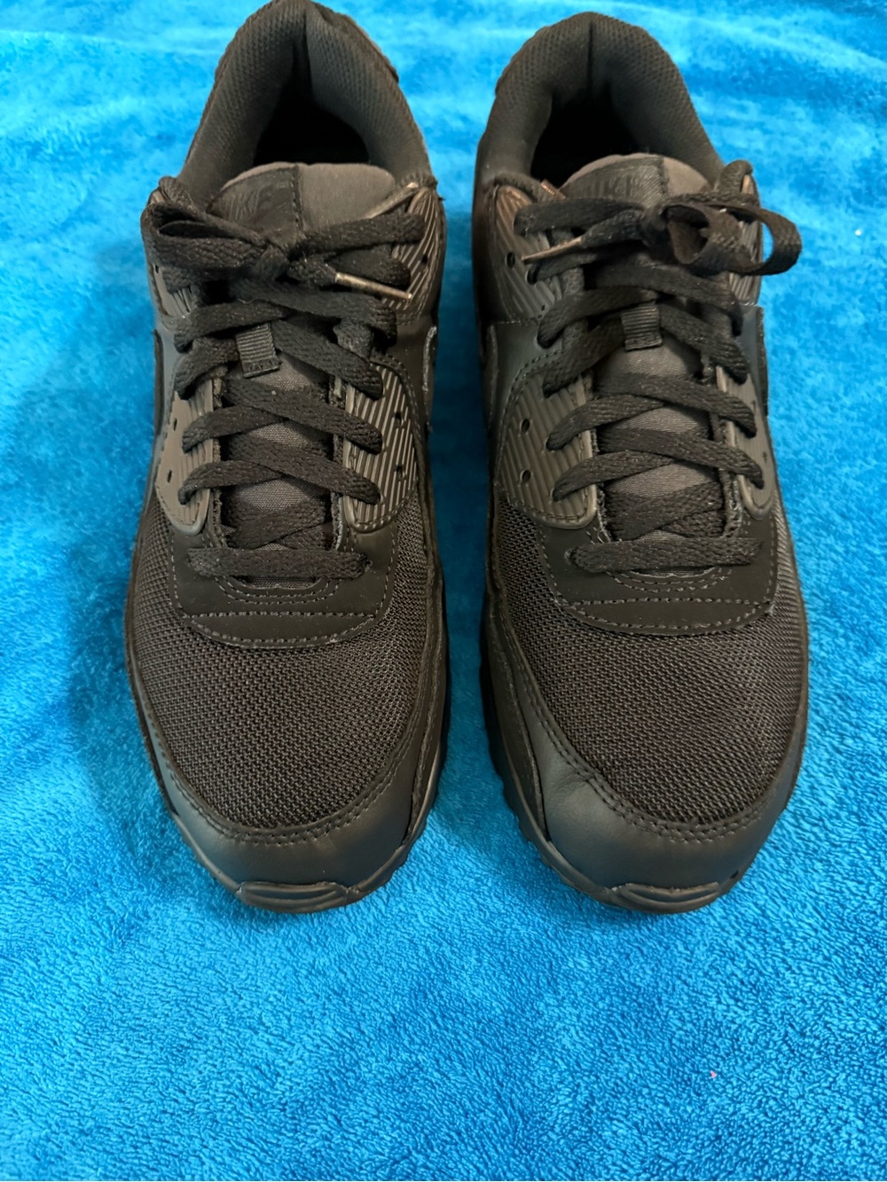 Nike Air Max 90 "Triple Black" sneakers, Men's size 11
